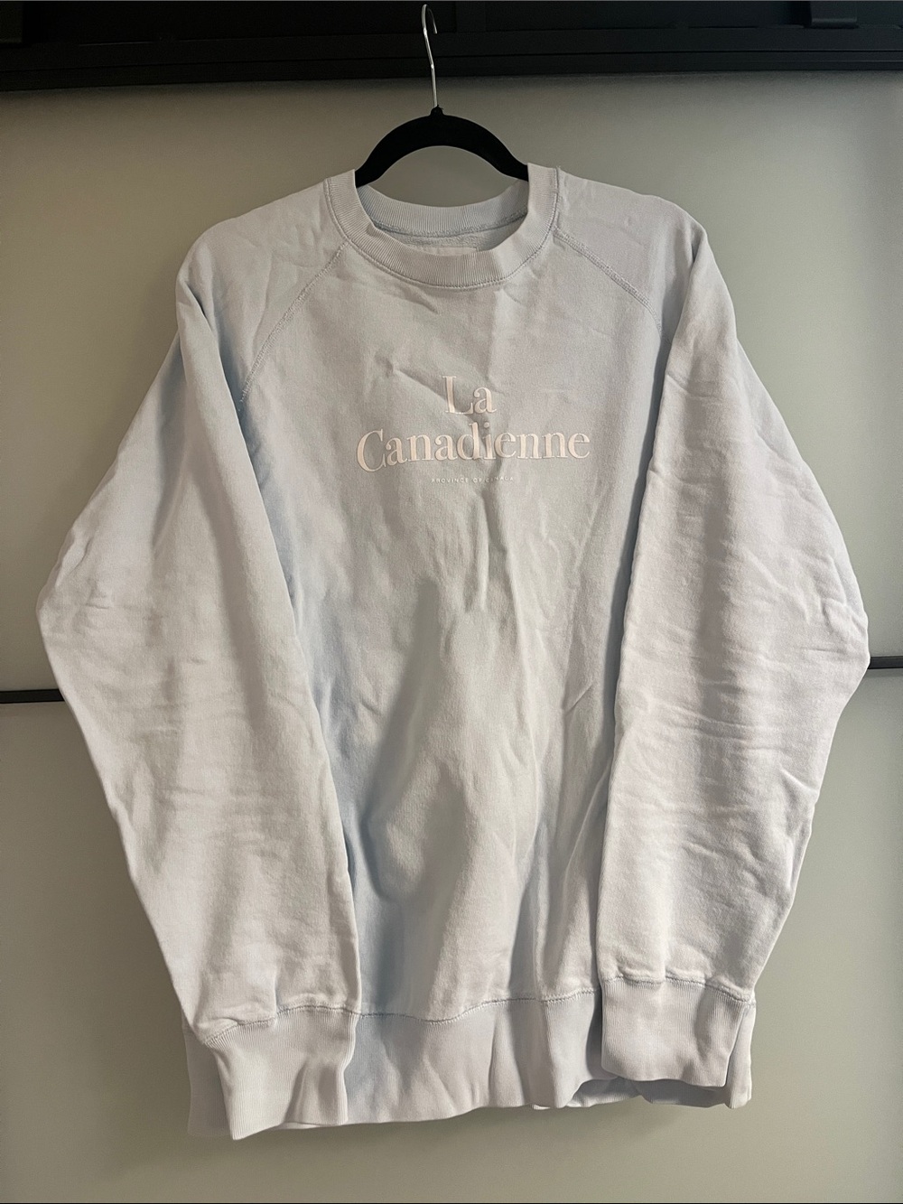 Province of Canada La Canadienne Light Blue Crewneck Sweatshirt - Picture 2 of 5
